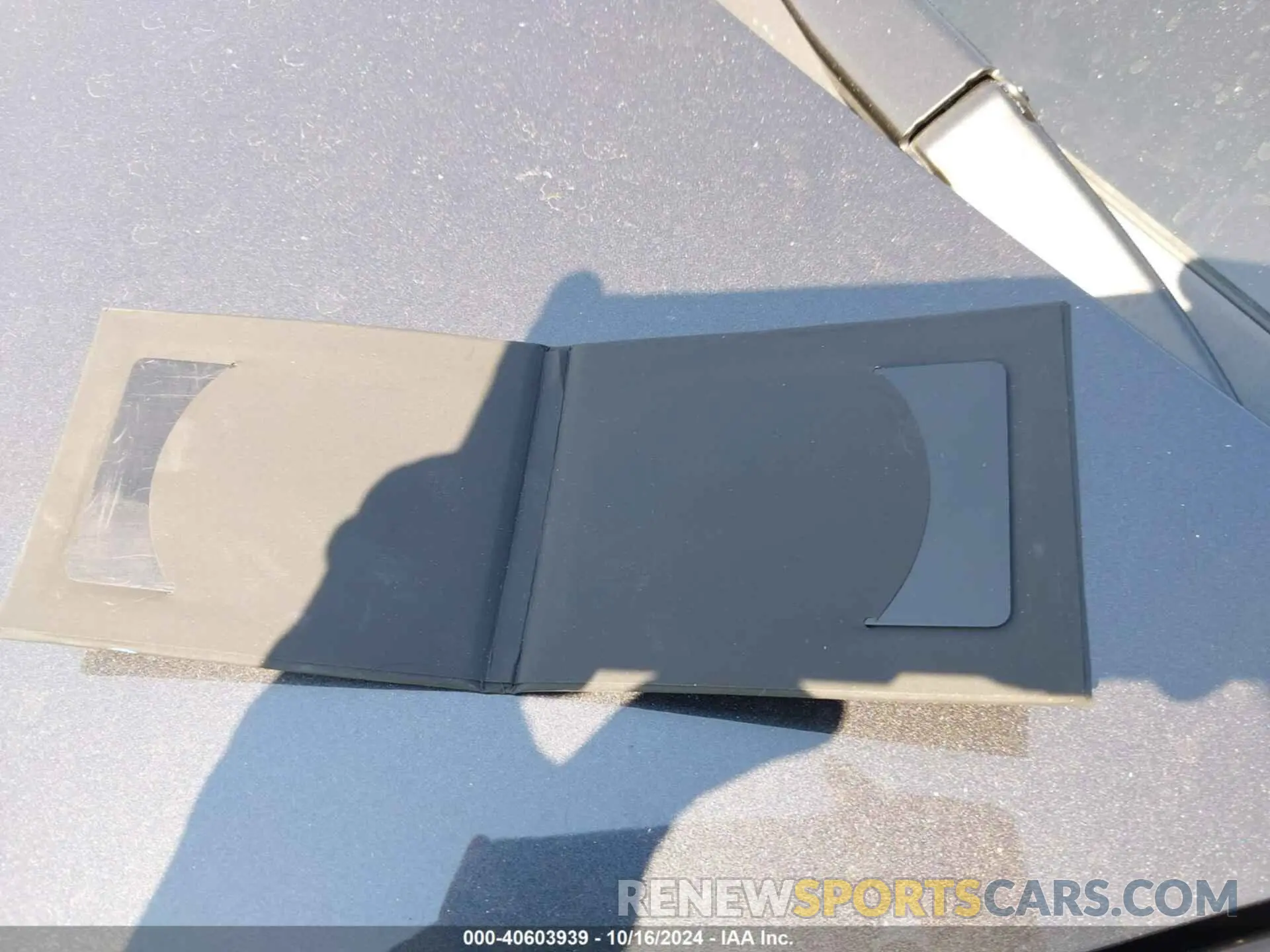 11 Фотография поврежденного автомобиля 7SAYGDED7RF040790 TESLA MODEL Y 2024