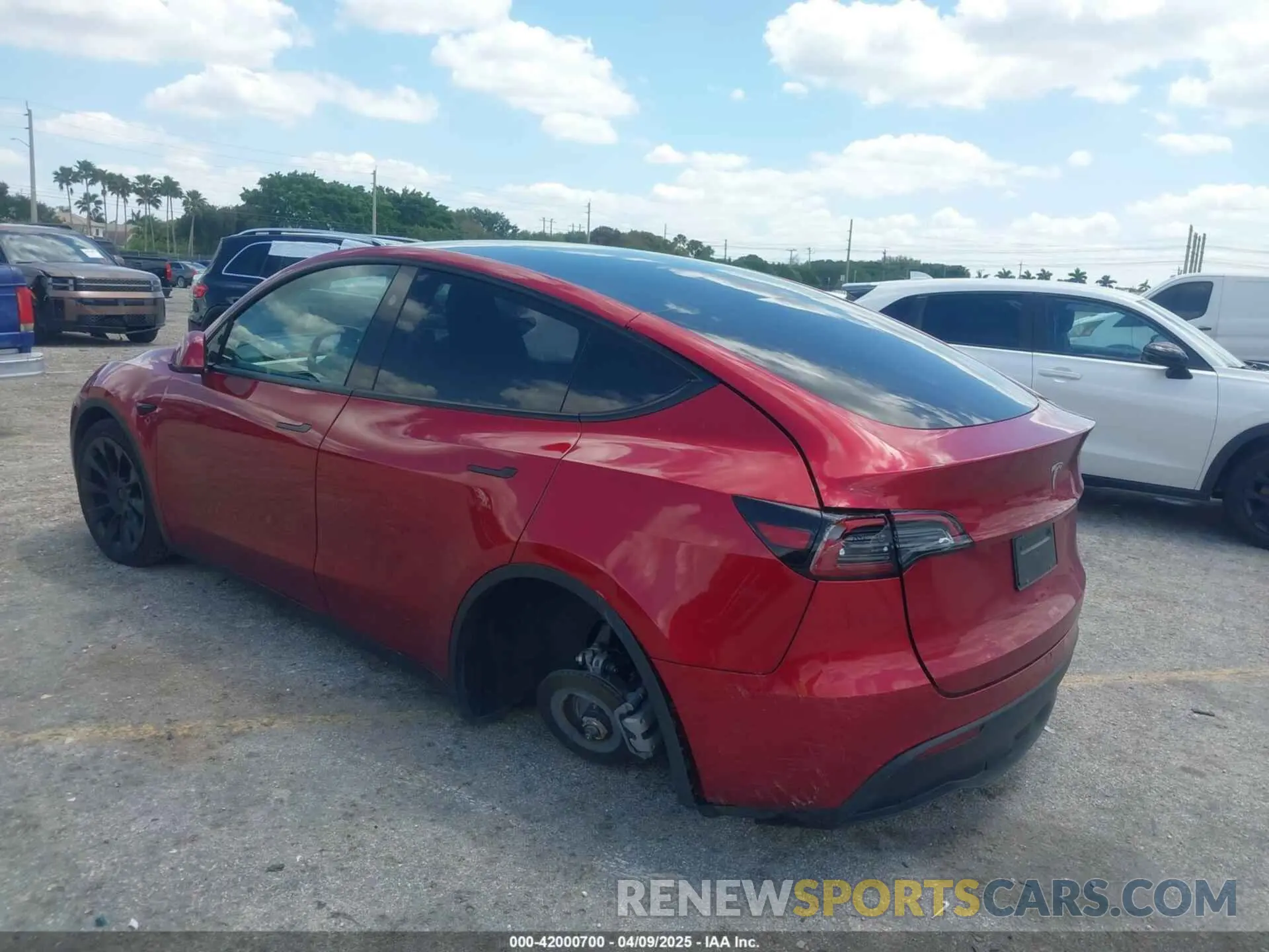 3 Photograph of a damaged car 7SAYGDED7RF045410 TESLA MODEL Y 2024
