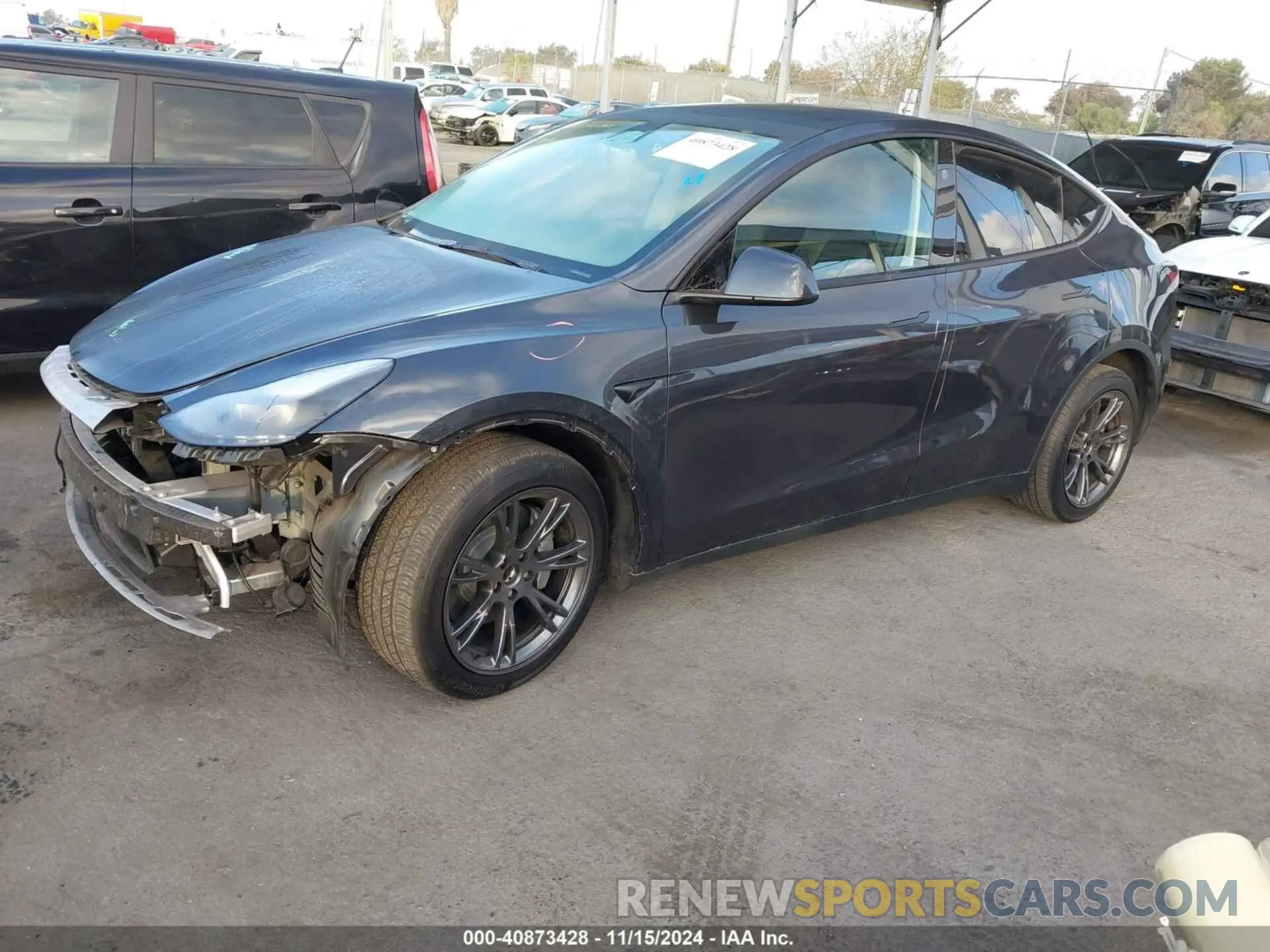 2 Photograph of a damaged car 7SAYGDED7RF118548 TESLA MODEL Y 2024