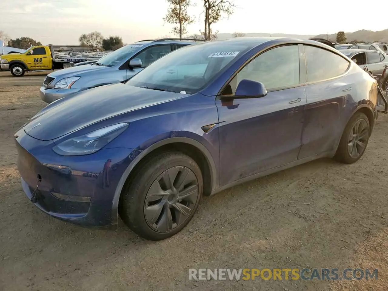 1 Photograph of a damaged car 7SAYGDED7RF120168 TESLA MODEL Y 2024