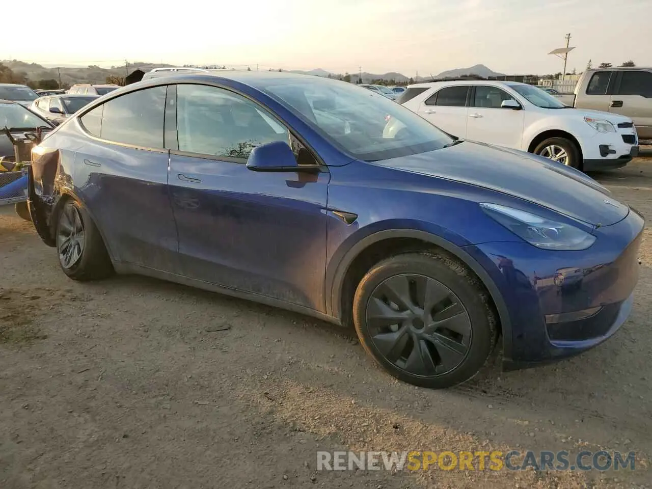 4 Photograph of a damaged car 7SAYGDED7RF120168 TESLA MODEL Y 2024