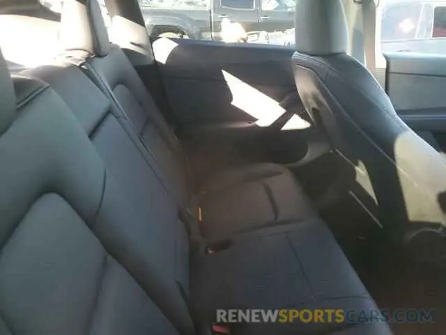 10 Photograph of a damaged car 7SAYGDED7RF162890 TESLA MODEL Y 2024