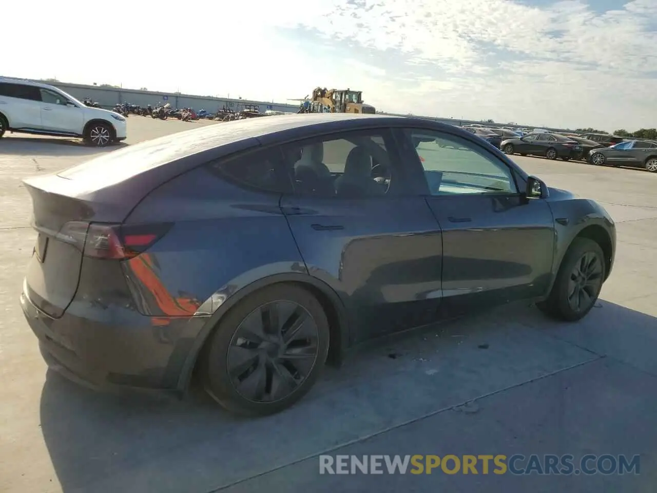3 Photograph of a damaged car 7SAYGDED8RA302555 TESLA MODEL Y 2024