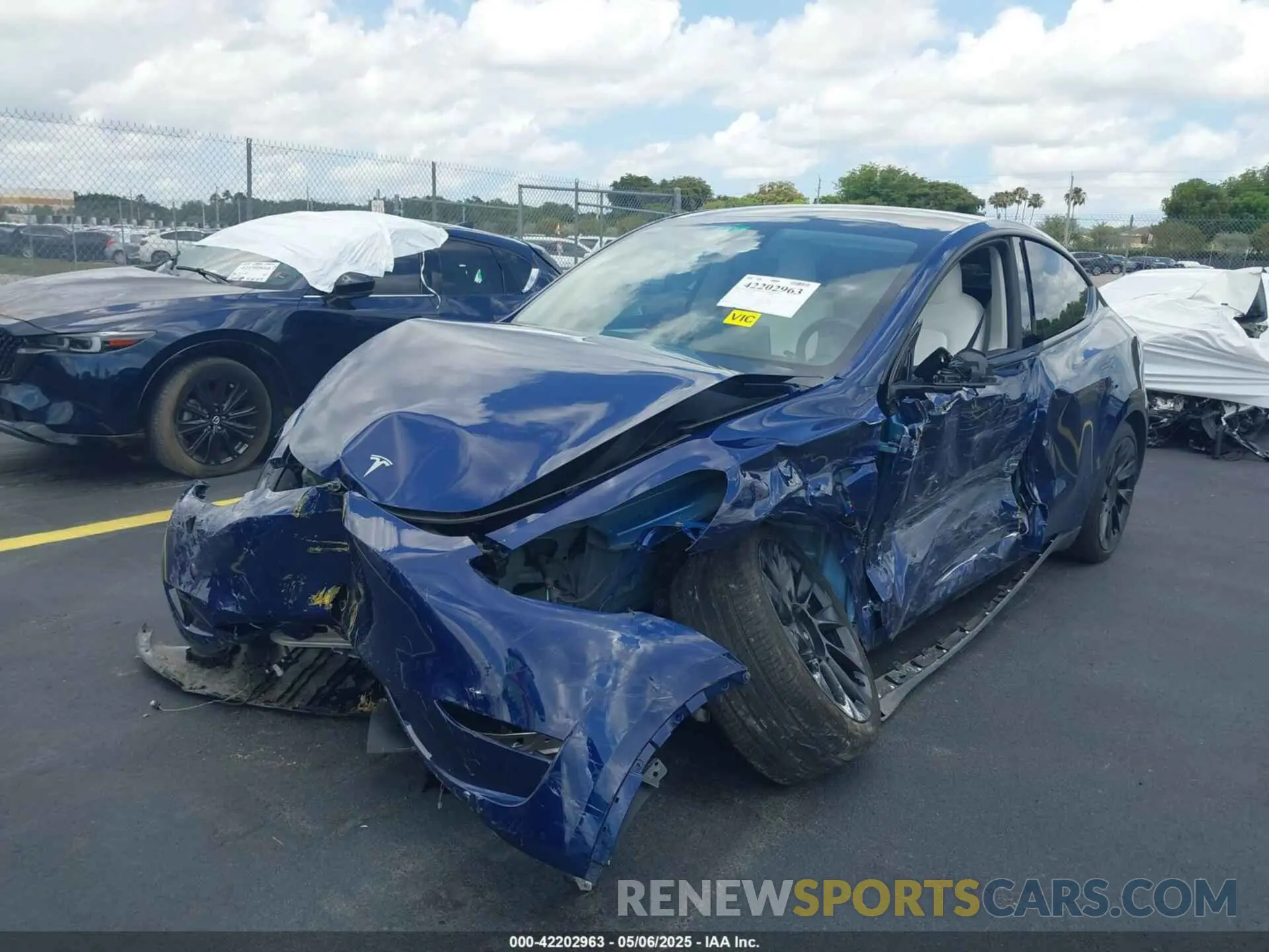6 Фотография поврежденного автомобиля 7SAYGDED8RF015882 TESLA MODEL Y 2024