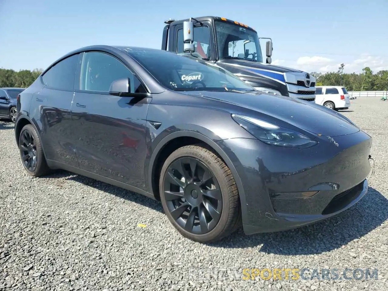 4 Фотография поврежденного автомобиля 7SAYGDED8RF091697 TESLA MODEL Y 2024