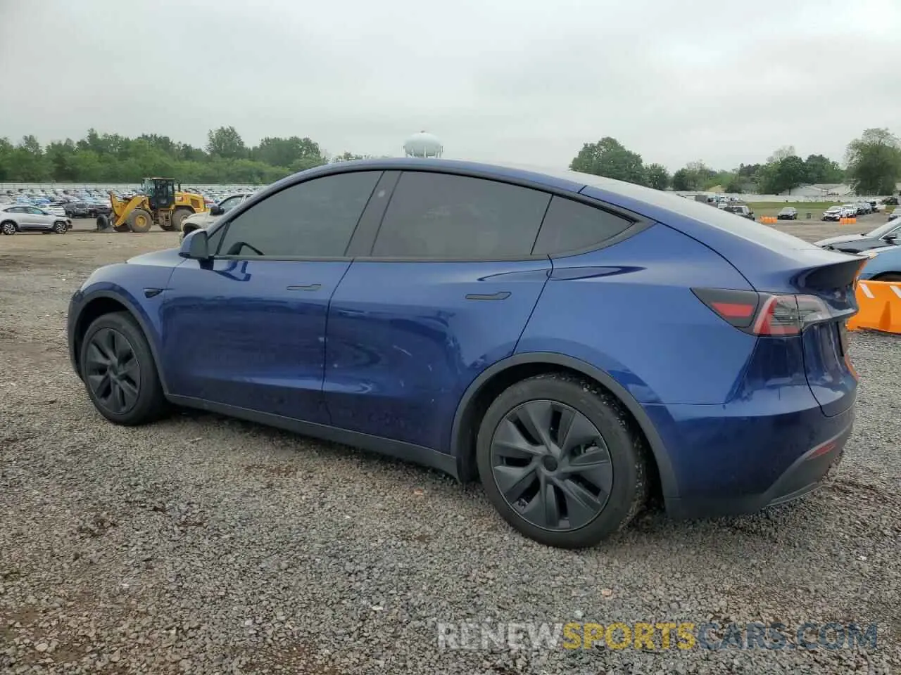 2 Photograph of a damaged car 7SAYGDED8RF096074 TESLA MODEL Y 2024