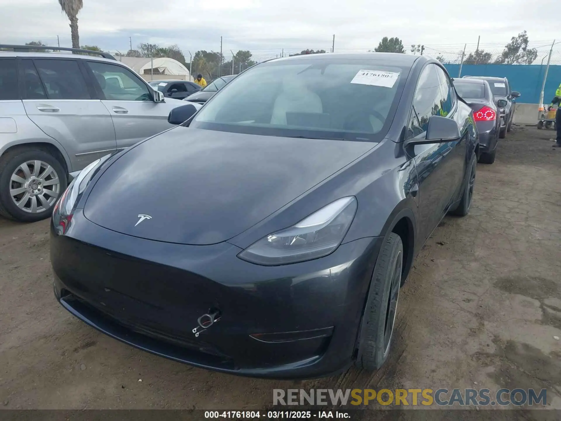 2 Photograph of a damaged car 7SAYGDED8RF116209 TESLA MODEL Y 2024