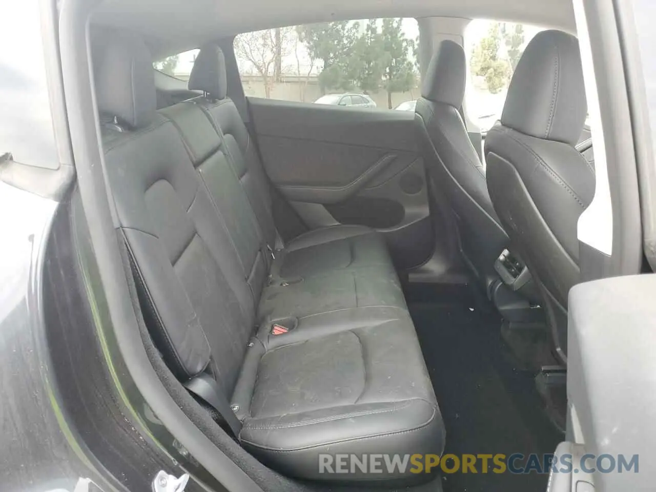 12 Фотография поврежденного автомобиля 7SAYGDED8RF132426 TESLA MODEL Y 2024