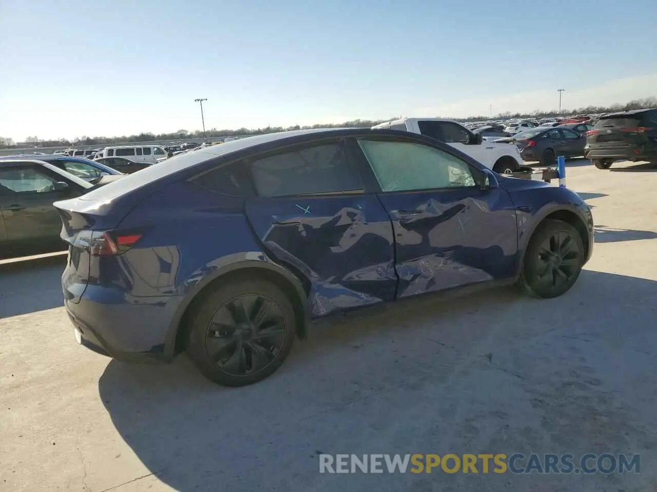 3 Фотография поврежденного автомобиля 7SAYGDED8RF132720 TESLA MODEL Y 2024