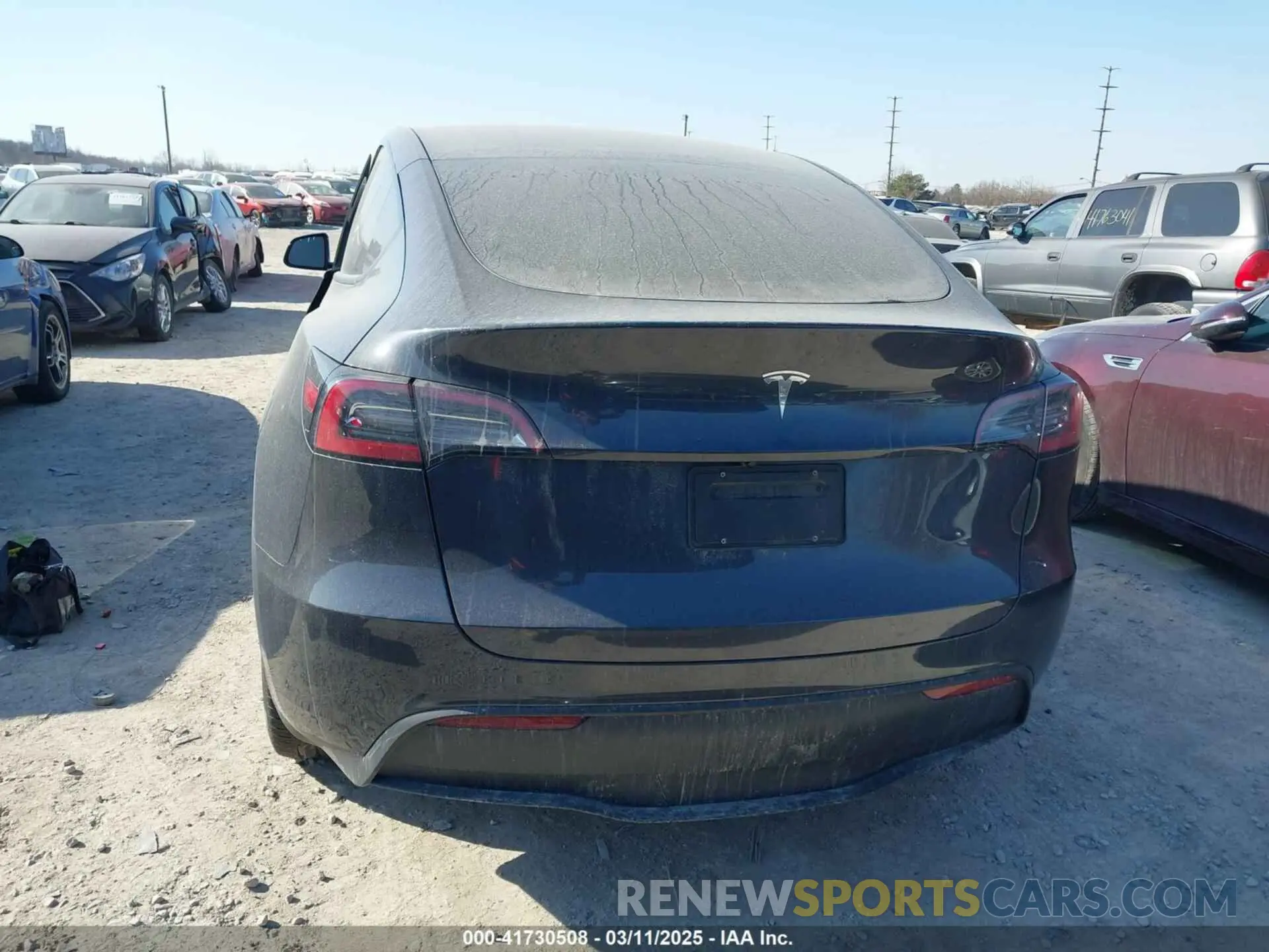 15 Фотография поврежденного автомобиля 7SAYGDED8RF158346 TESLA MODEL Y 2024
