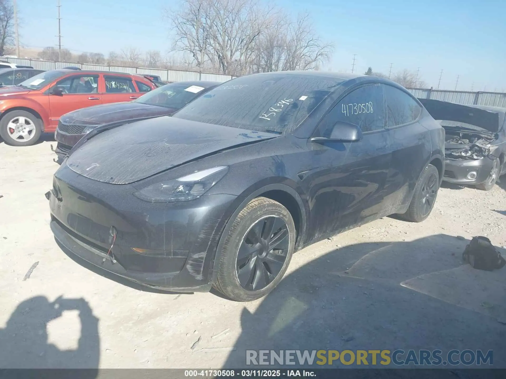 2 Фотография поврежденного автомобиля 7SAYGDED8RF158346 TESLA MODEL Y 2024