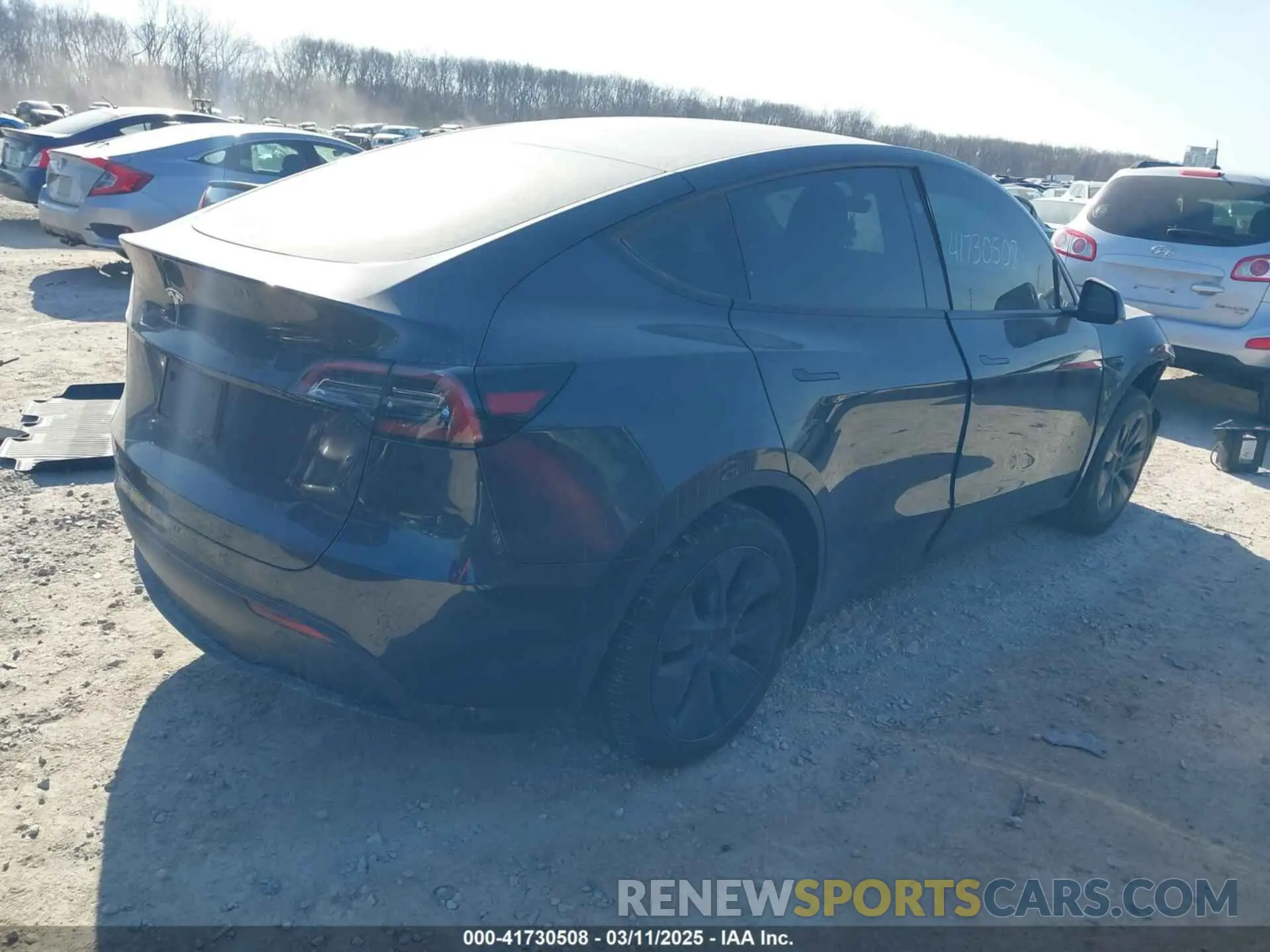 4 Фотография поврежденного автомобиля 7SAYGDED8RF158346 TESLA MODEL Y 2024