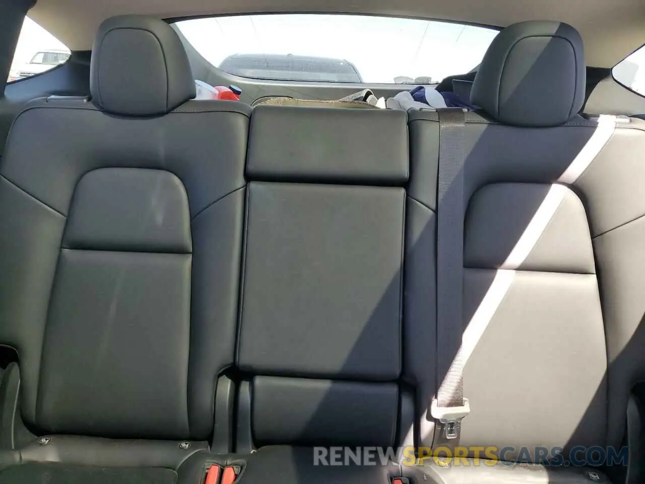 10 Фотография поврежденного автомобиля 7SAYGDED9RF091711 TESLA MODEL Y 2024