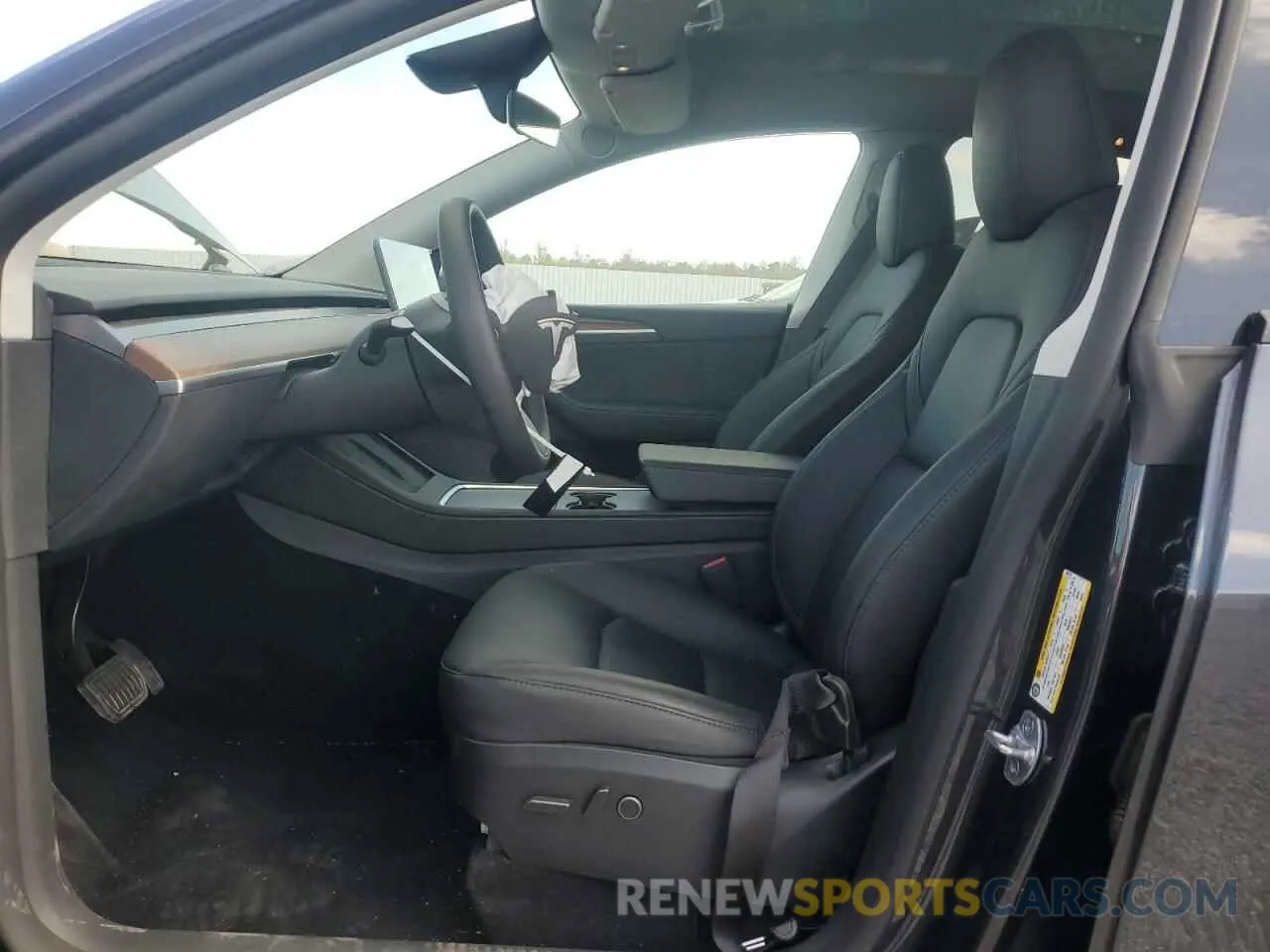 7 Фотография поврежденного автомобиля 7SAYGDED9RF091711 TESLA MODEL Y 2024