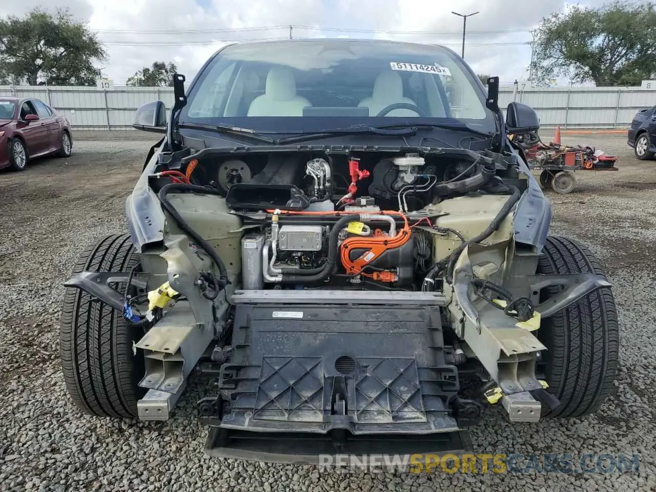 5 Photograph of a damaged car 7SAYGDED9RF092955 TESLA MODEL Y 2024