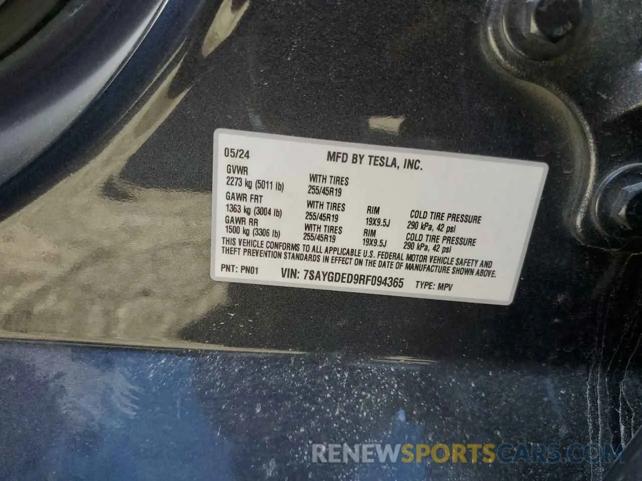 13 Photograph of a damaged car 7SAYGDED9RF094365 TESLA MODEL Y 2024