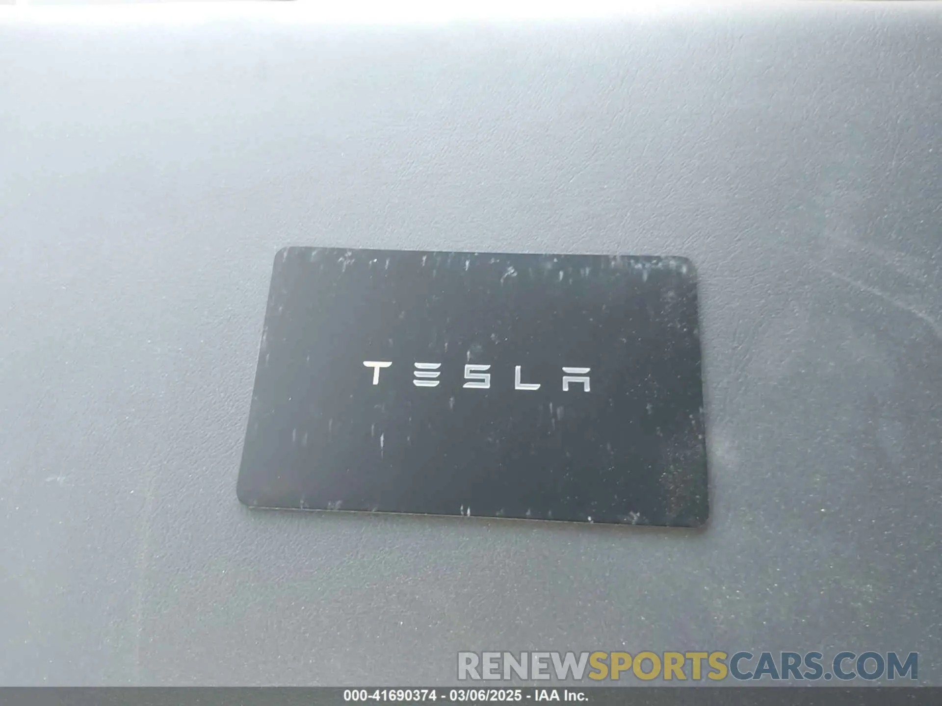 11 Фотография поврежденного автомобиля 7SAYGDEDXRA300743 TESLA MODEL Y 2024