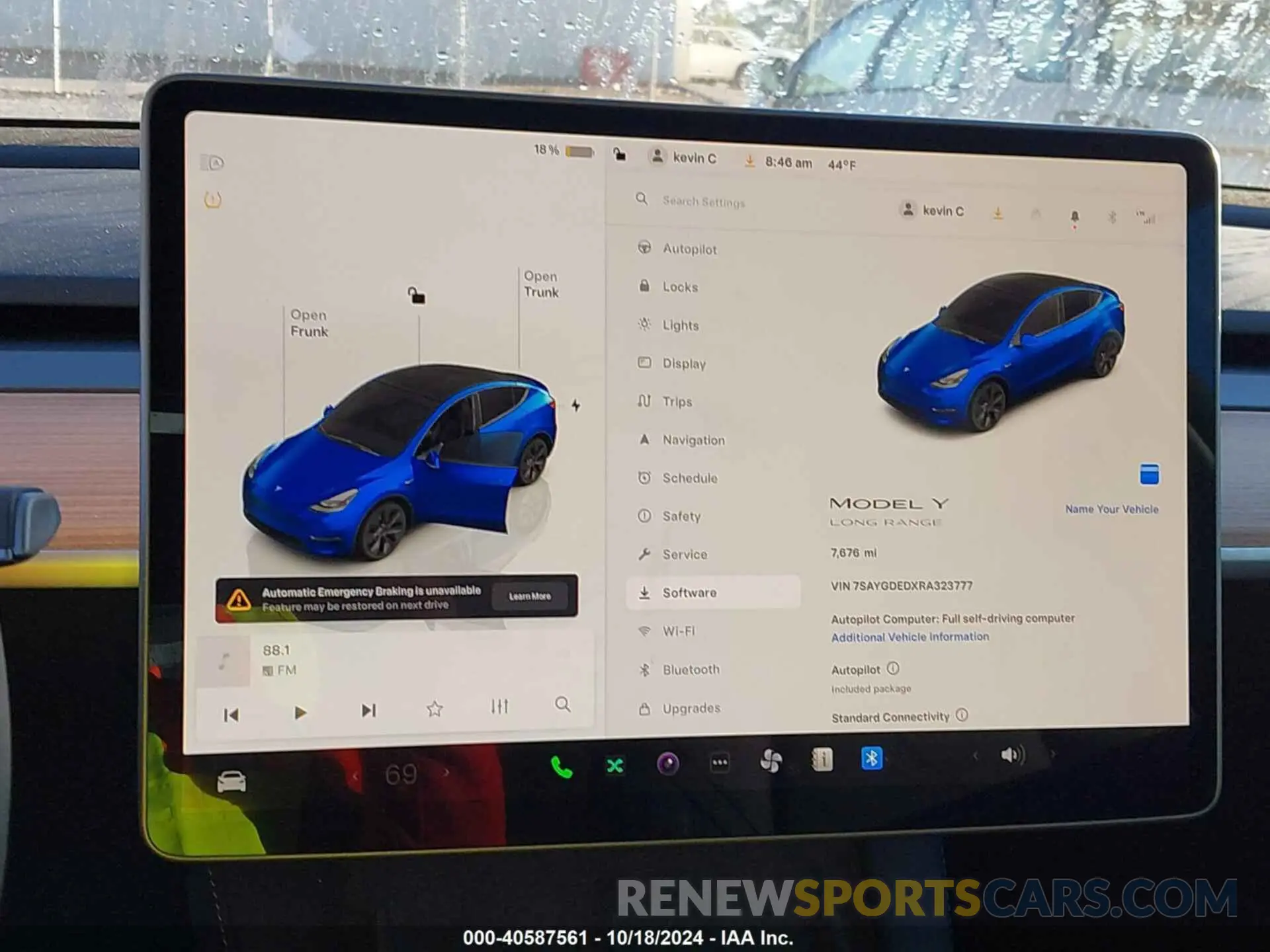 18 Photograph of a damaged car 7SAYGDEDXRA323777 TESLA MODEL Y 2024