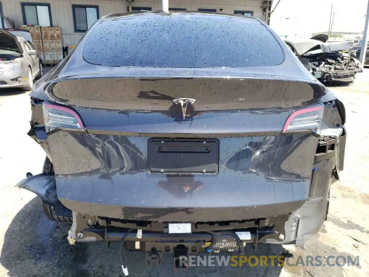 6 Фотография поврежденного автомобиля 7SAYGDEDXRF052447 TESLA MODEL Y 2024