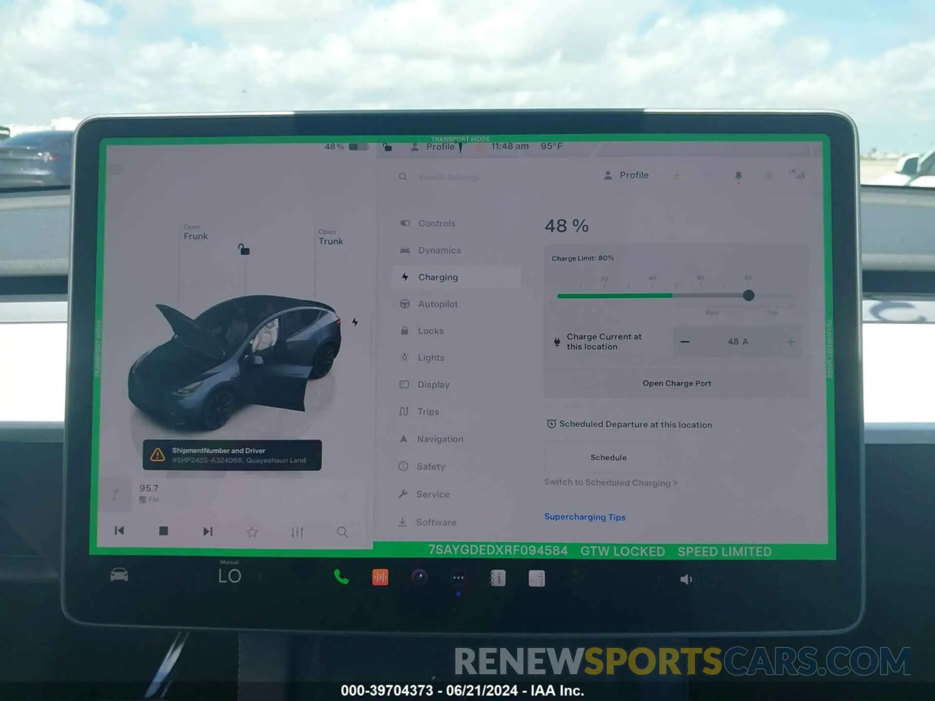13 Photograph of a damaged car 7SAYGDEDXRF094584 TESLA MODEL Y 2024