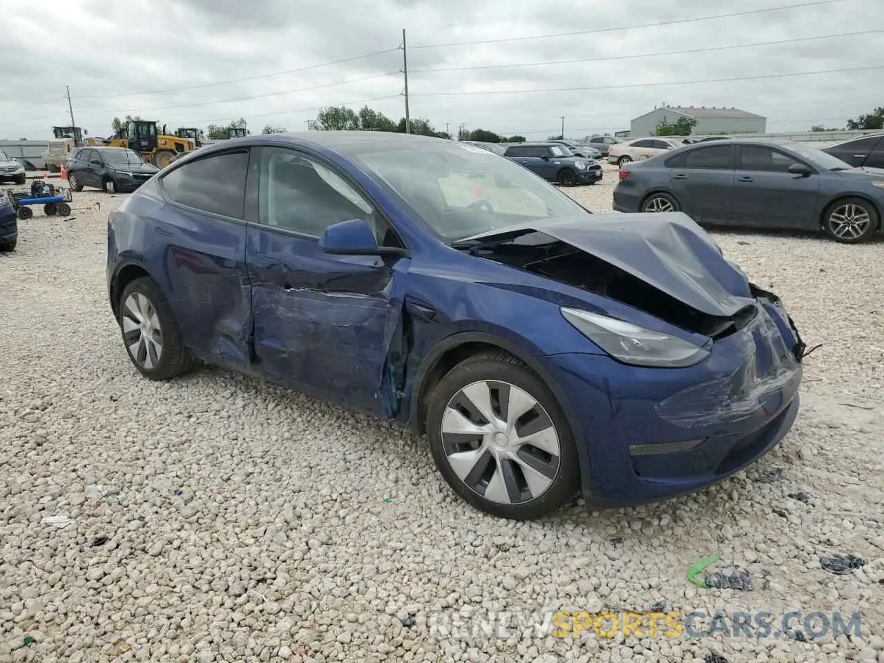 4 Фотография поврежденного автомобиля 7SAYGDEE0RA220750 TESLA MODEL Y 2024