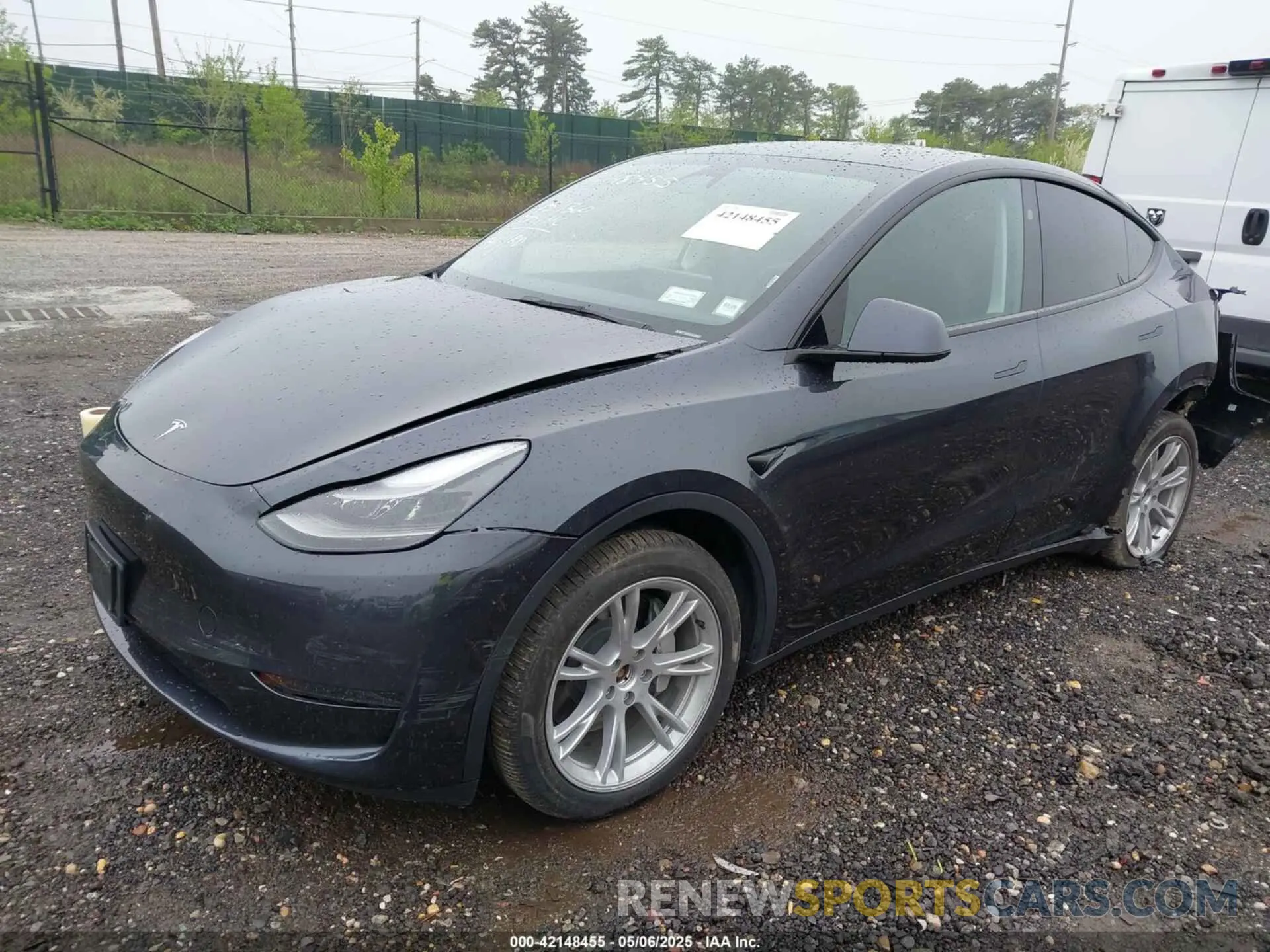 2 Фотография поврежденного автомобиля 7SAYGDEE0RA229691 TESLA MODEL Y 2024