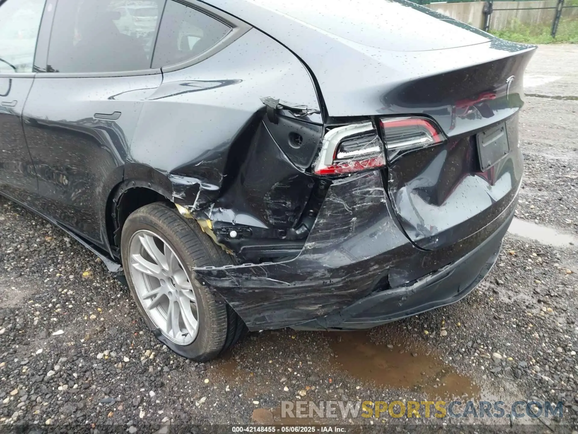 6 Фотография поврежденного автомобиля 7SAYGDEE0RA229691 TESLA MODEL Y 2024