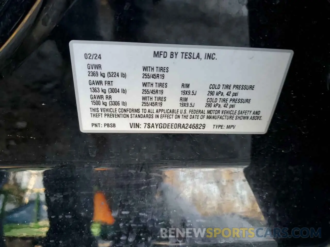 14 Photograph of a damaged car 7SAYGDEE0RA246829 TESLA MODEL Y 2024
