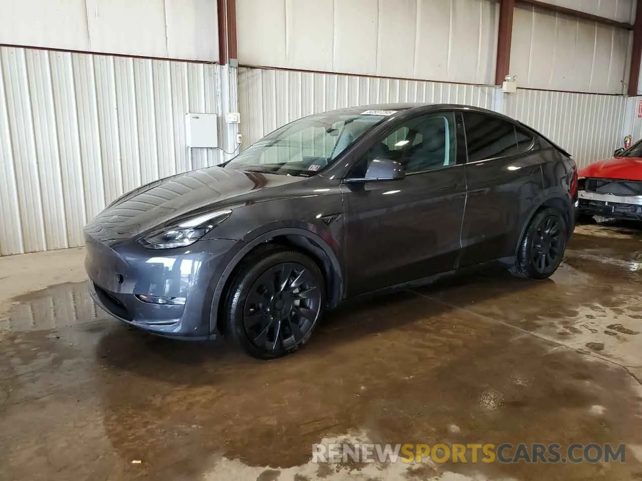 1 Photograph of a damaged car 7SAYGDEE0RA260598 TESLA MODEL Y 2024