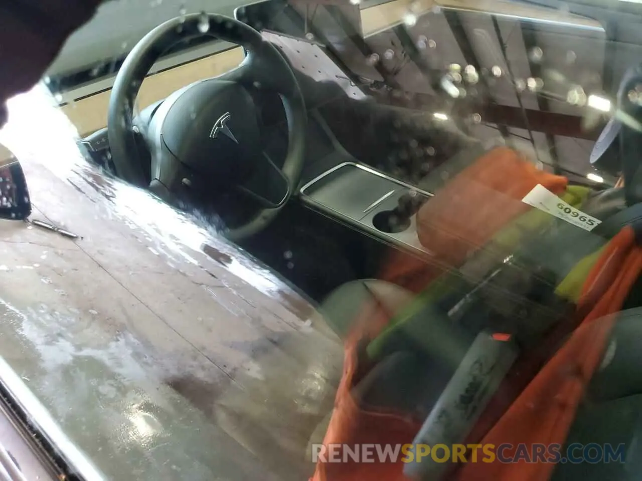 7 Photograph of a damaged car 7SAYGDEE0RA260598 TESLA MODEL Y 2024