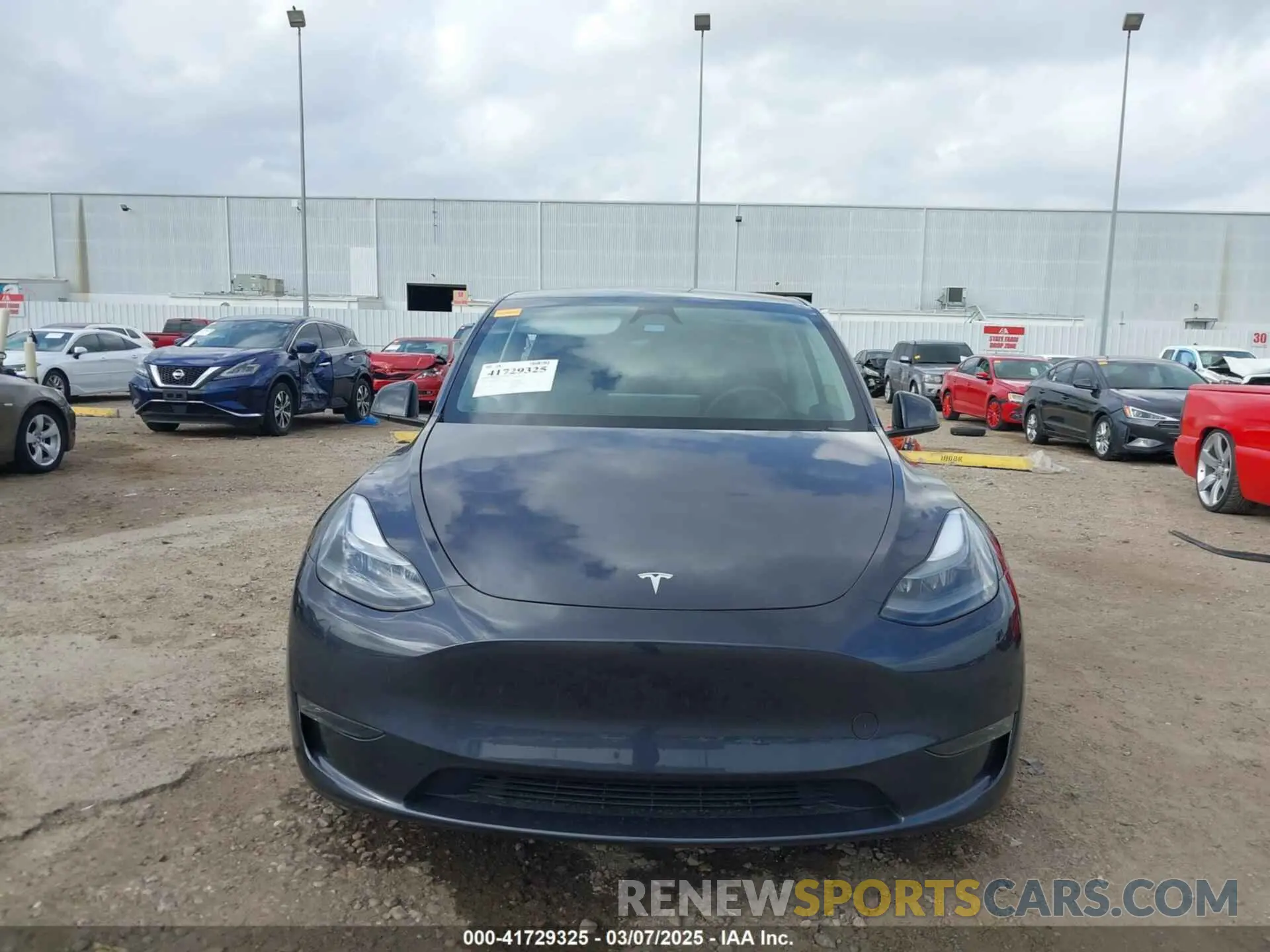 12 Фотография поврежденного автомобиля 7SAYGDEE0RA261489 TESLA MODEL Y 2024