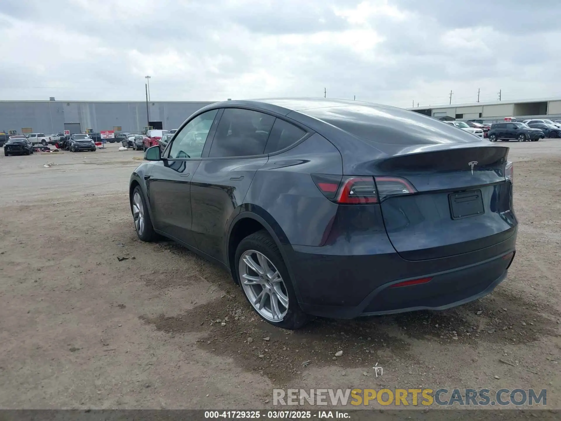3 Фотография поврежденного автомобиля 7SAYGDEE0RA261489 TESLA MODEL Y 2024