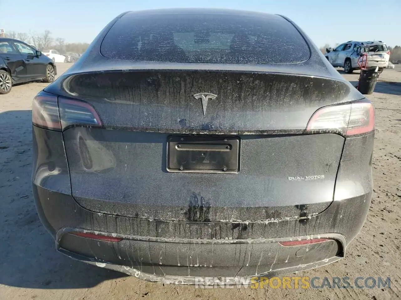 6 Фотография поврежденного автомобиля 7SAYGDEE0RA275960 TESLA MODEL Y 2024