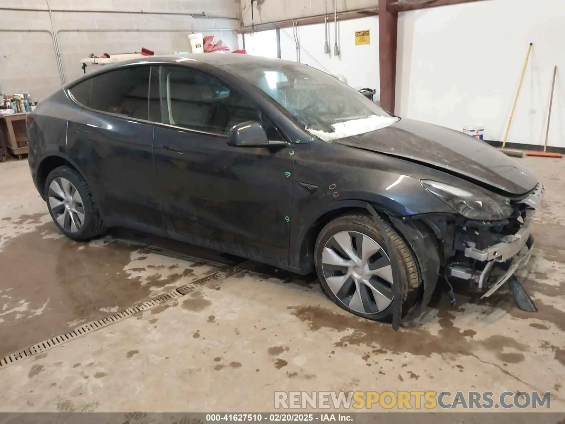 1 Фотография поврежденного автомобиля 7SAYGDEE0RA282634 TESLA MODEL Y 2024
