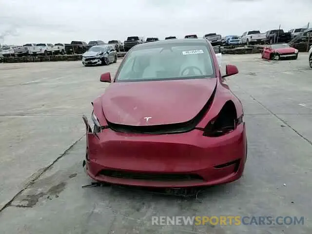 10 Photograph of a damaged car 7SAYGDEE0RA321738 TESLA MODEL Y 2024