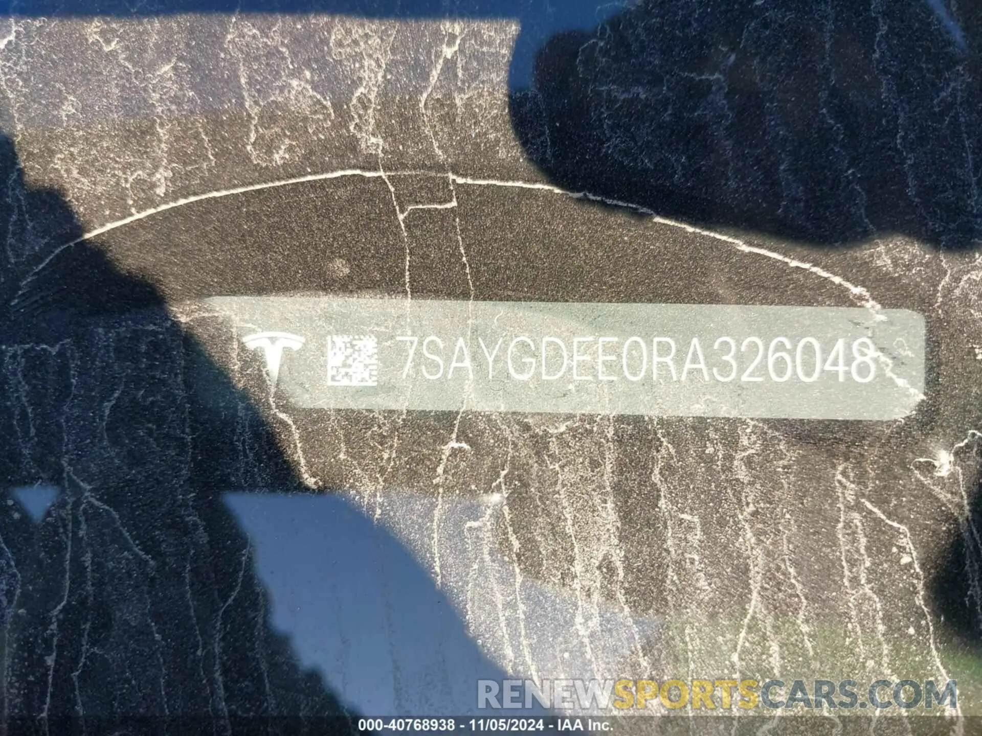 9 Photograph of a damaged car 7SAYGDEE0RA326048 TESLA MODEL Y 2024
