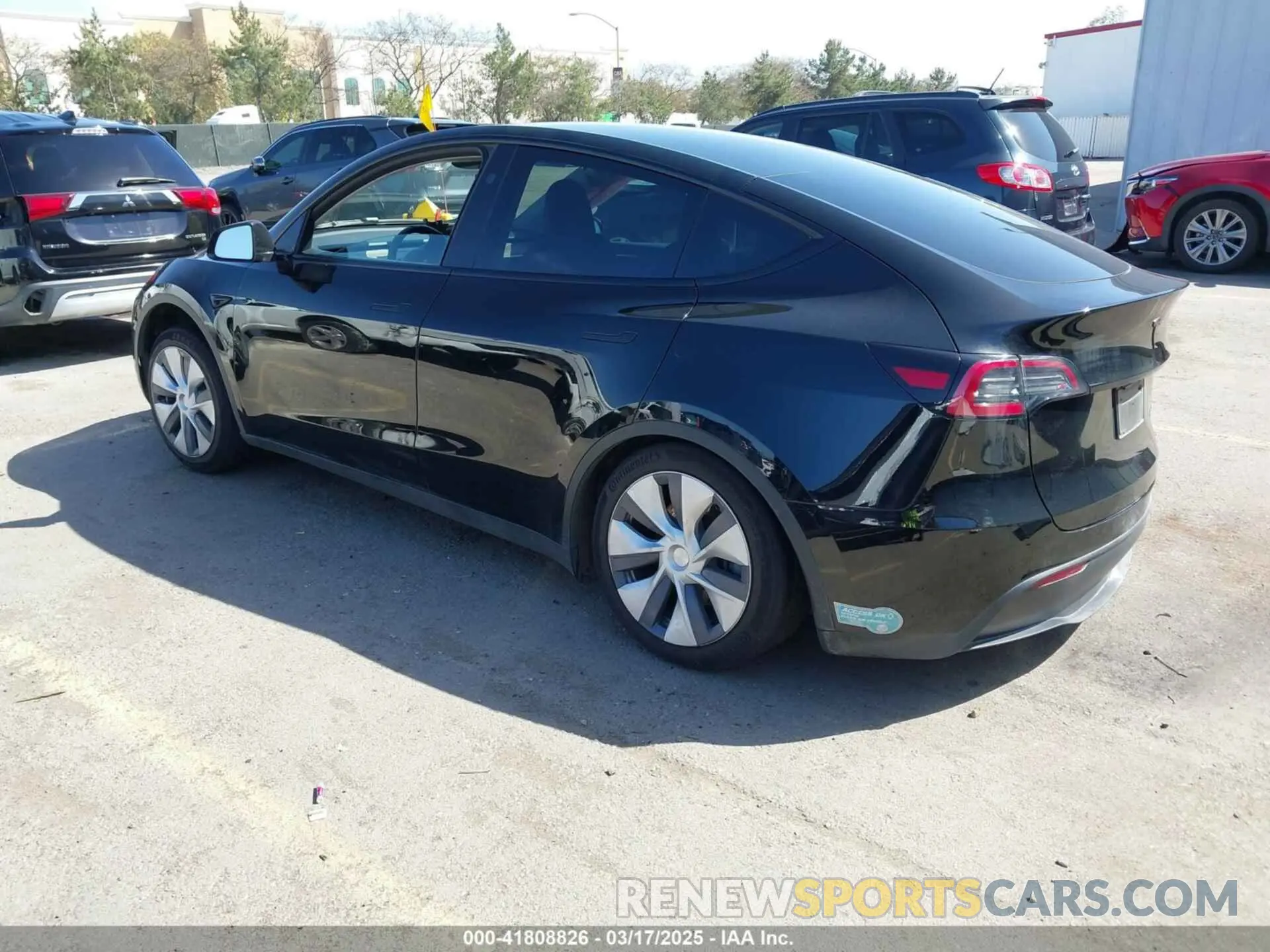 3 Photograph of a damaged car 7SAYGDEE0RF078242 TESLA MODEL Y 2024