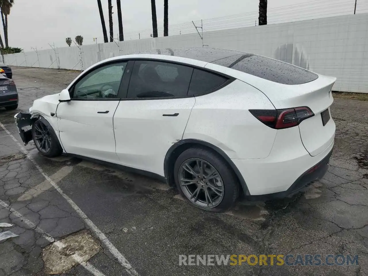 2 Фотография поврежденного автомобиля 7SAYGDEE0RF165672 TESLA MODEL Y 2024