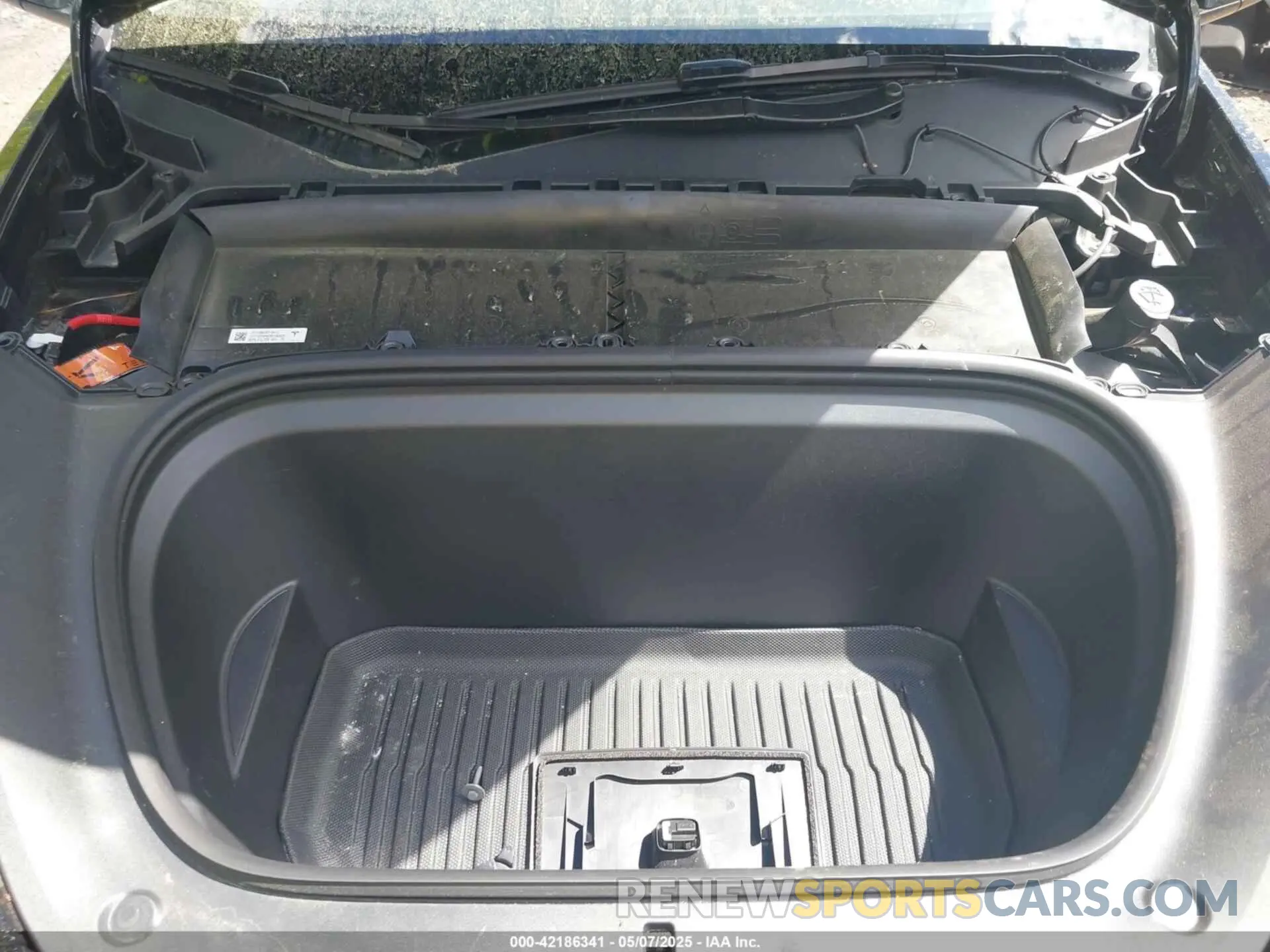10 Фотография поврежденного автомобиля 7SAYGDEE0RF200291 TESLA MODEL Y 2024