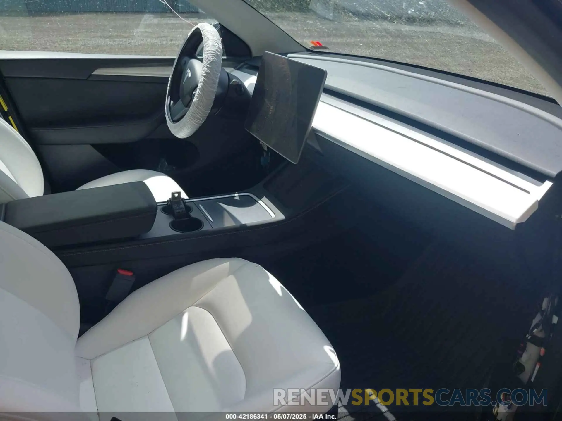 5 Фотография поврежденного автомобиля 7SAYGDEE0RF200291 TESLA MODEL Y 2024