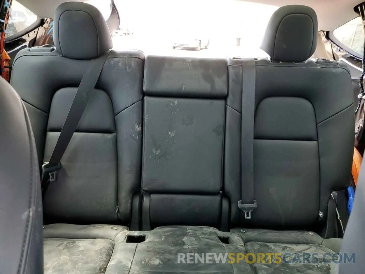 10 Фотография поврежденного автомобиля 7SAYGDEE0RF202381 TESLA MODEL Y 2024