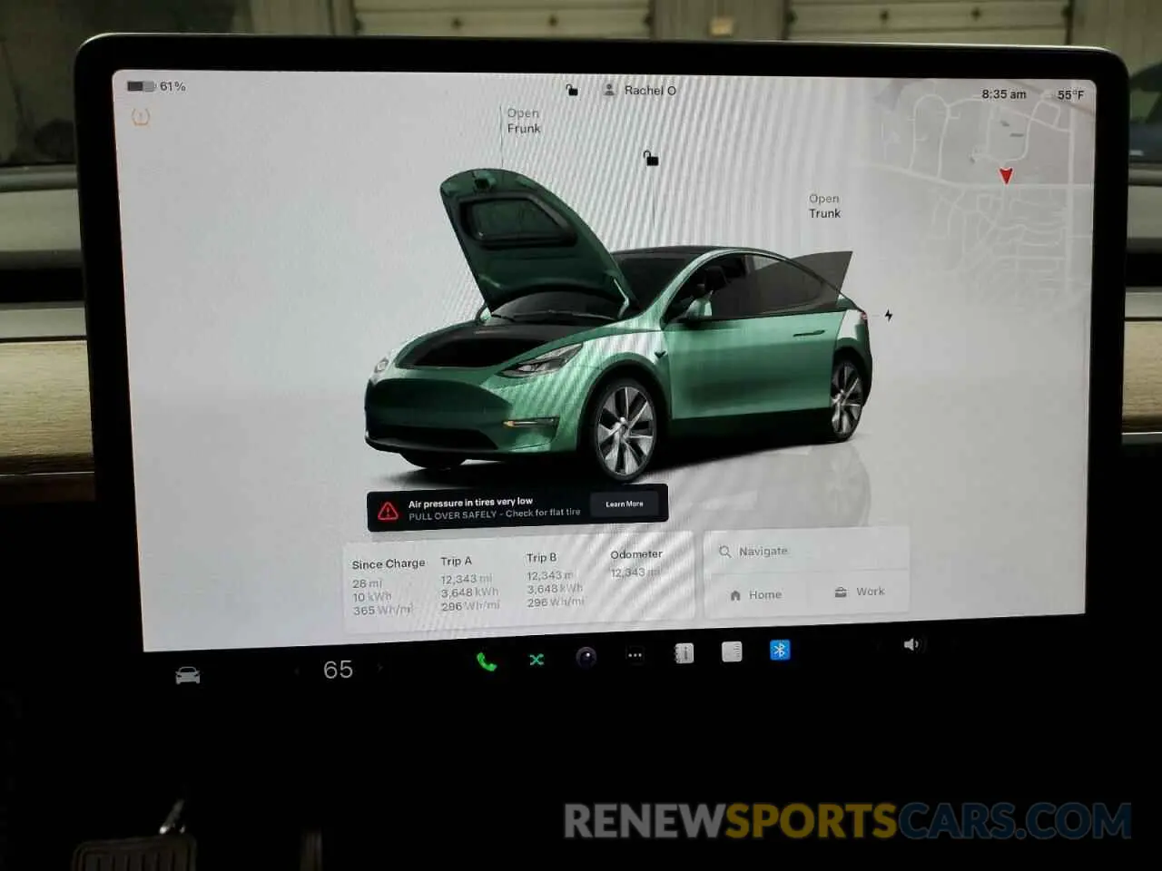9 Photograph of a damaged car 7SAYGDEE1RA254860 TESLA MODEL Y 2024