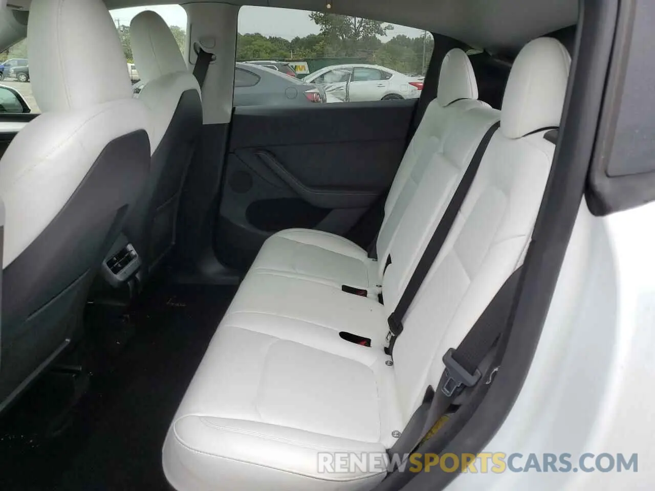 10 Фотография поврежденного автомобиля 7SAYGDEE1RA260755 TESLA MODEL Y 2024