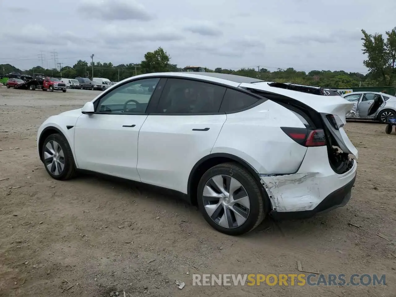 2 Фотография поврежденного автомобиля 7SAYGDEE1RA260755 TESLA MODEL Y 2024