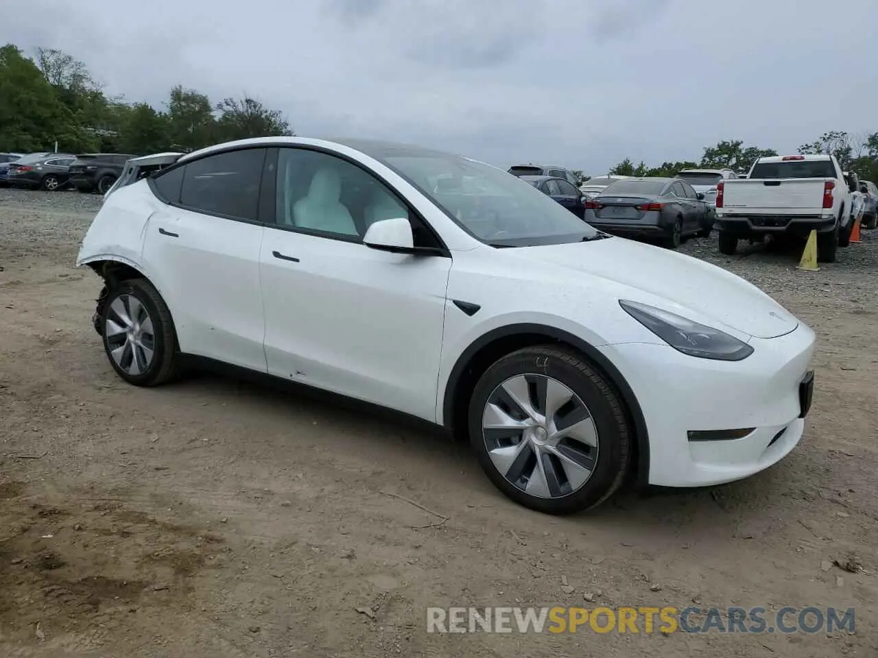 4 Фотография поврежденного автомобиля 7SAYGDEE1RA260755 TESLA MODEL Y 2024