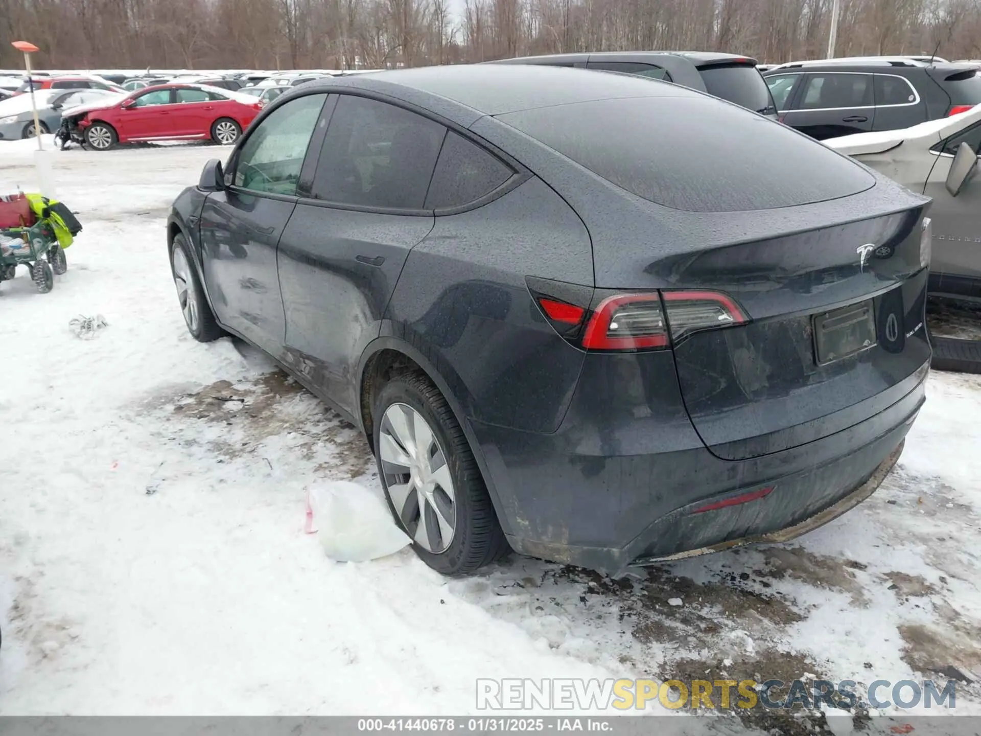 3 Фотография поврежденного автомобиля 7SAYGDEE1RA264546 TESLA MODEL Y 2024
