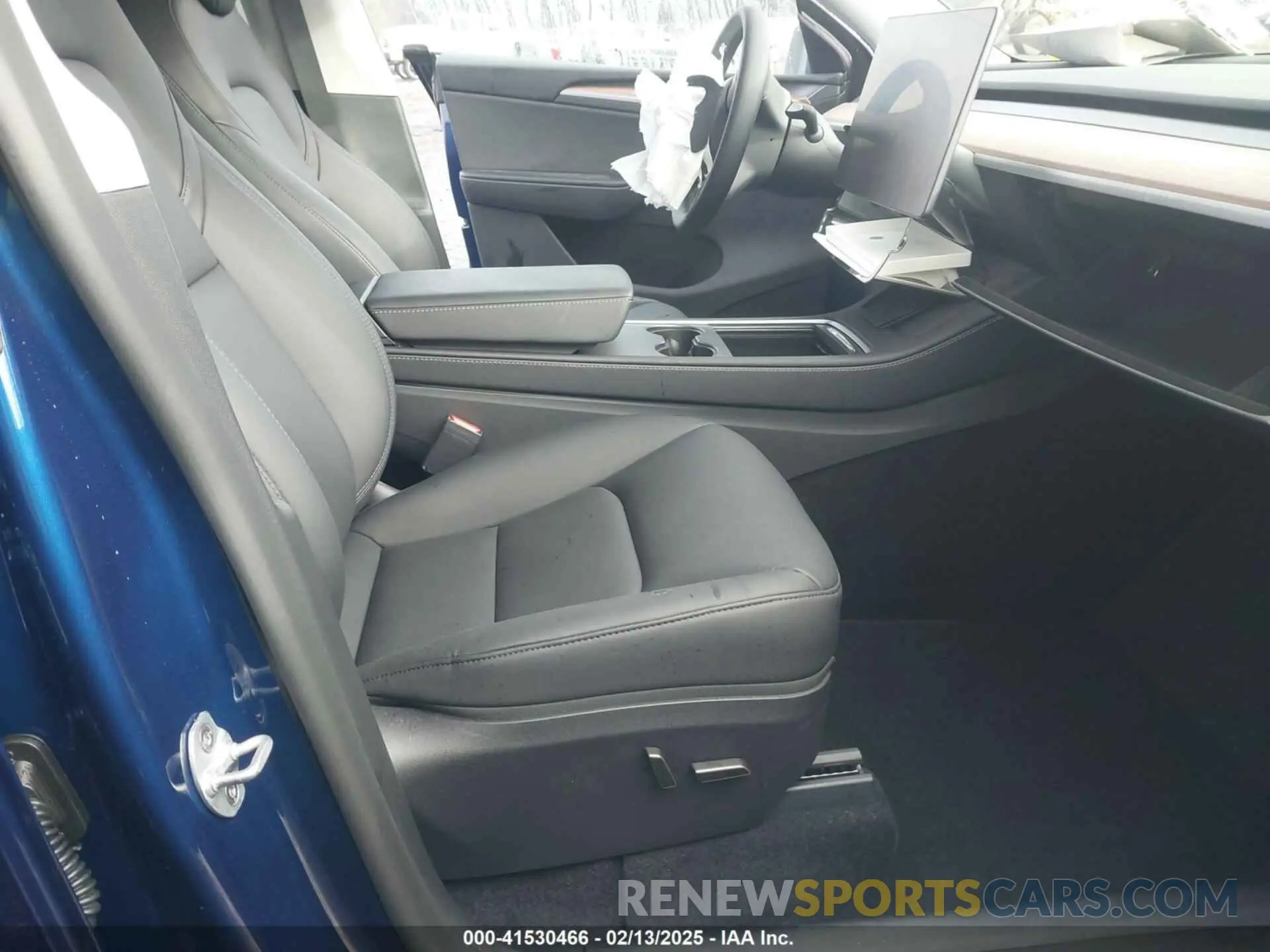 5 Фотография поврежденного автомобиля 7SAYGDEE1RA319271 TESLA MODEL Y 2024