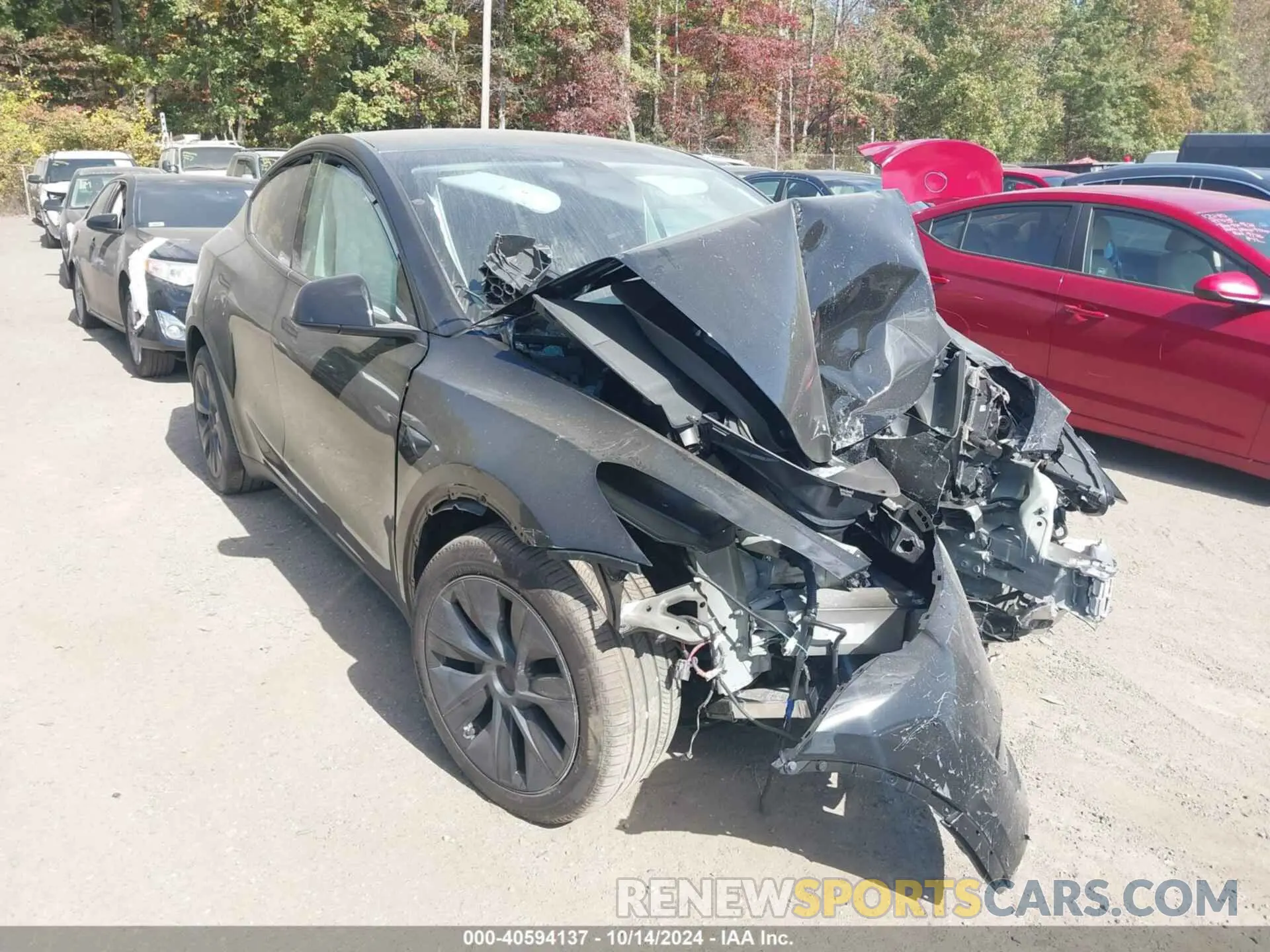 1 Photograph of a damaged car 7SAYGDEE1RA322705 TESLA MODEL Y 2024