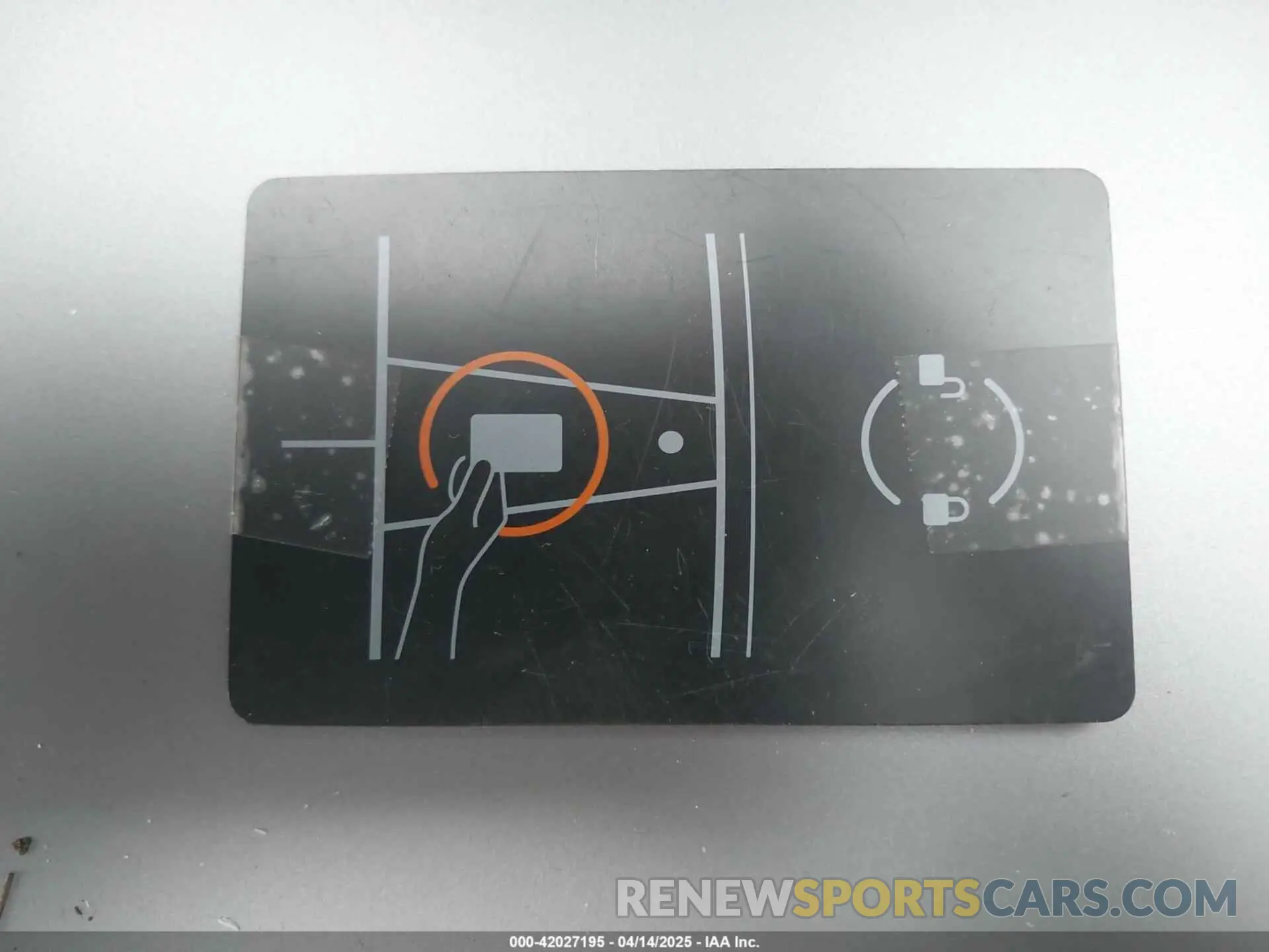 11 Photograph of a damaged car 7SAYGDEE1RA323921 TESLA MODEL Y 2024