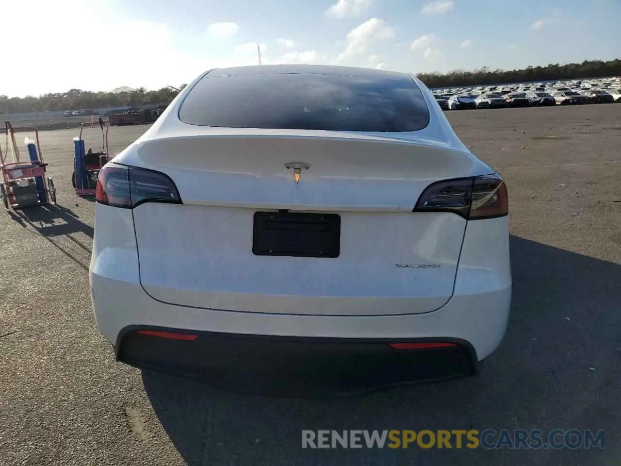 6 Фотография поврежденного автомобиля 7SAYGDEE1RF036260 TESLA MODEL Y 2024